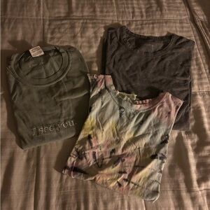 Set of 3 Comfort Colors Green Graphic Tee